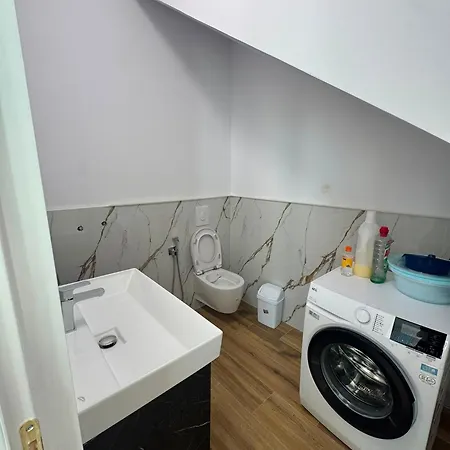 Apartman Kreshnik Malaj